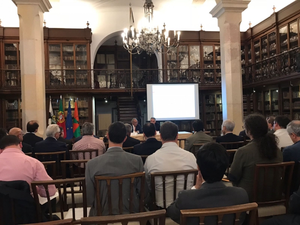 CIMLT PARTICIPA EM SEMINÁRIO SOBRE CONCURSOS PARA A CONCESSÃO DA DISTRIBUIÇÃO DE ELETRICIDADE EM BAIXA TENSÃO (BT)